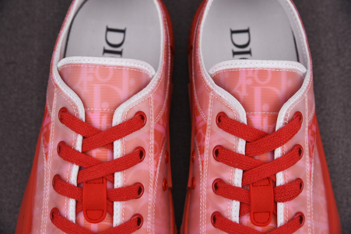 DR B23 OBLIQUE LOW TOP SNEAKER