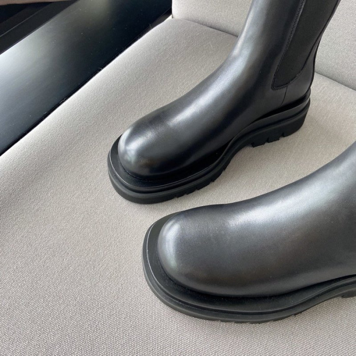 Bo*te*ga ve*ne*ta sneaker