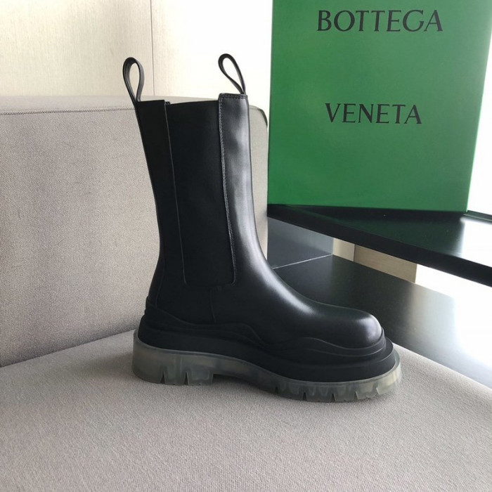 Bo*te*ga ve*ne*ta sneaker