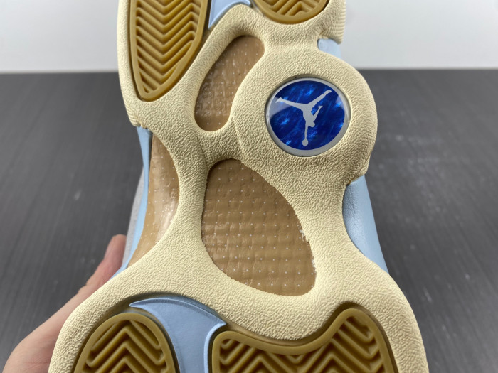 SOLEFLY X AIR JORDAN 13 DX5763-100