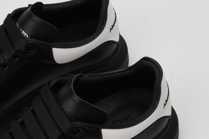 a1exa*der Mcqv*en sole sneakers