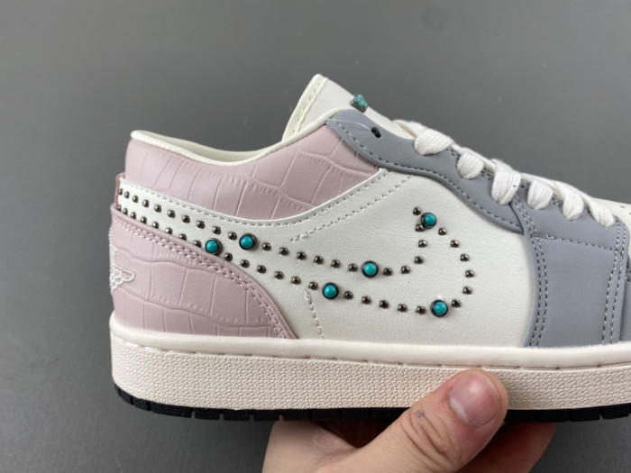 Air Jordan 1 Low “Turquoise” IH7319-001