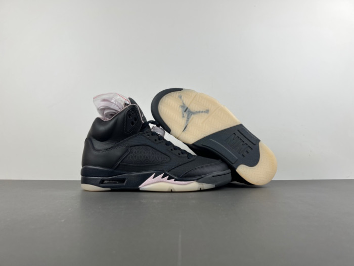 PSG x Air Jordan 5 “Off Noir” HQ3004-001