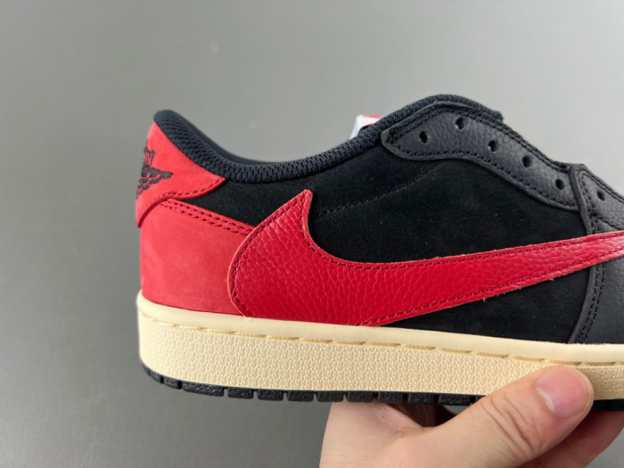 Travis Scott x Air Jordan 1 Low DM7866-061