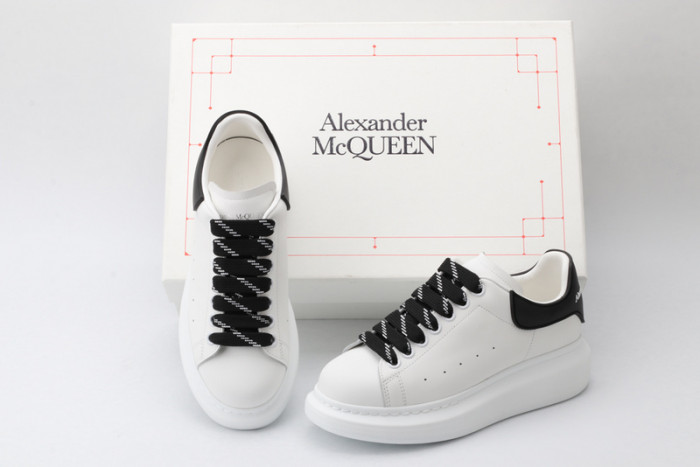 a1exa*der Mcqv*en sole sneakers