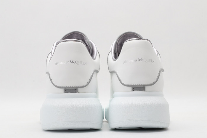 a1exa*der Mcqv*en sole sneakers