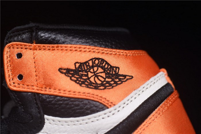 Air Jordan 1 Retro Womens Satin Shattered Backboard AV3725-010