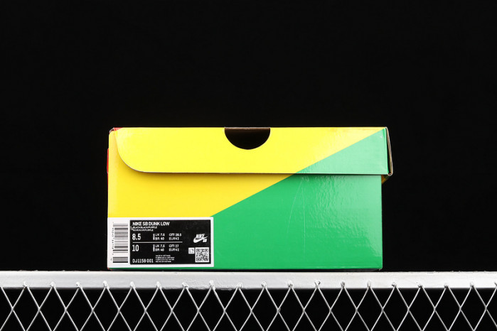 Familia Nike SB Dunk Low First Avenue Prince DJ1159-001