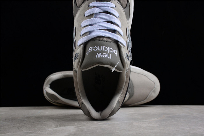 new Ba1an*e ml999mg mid grey