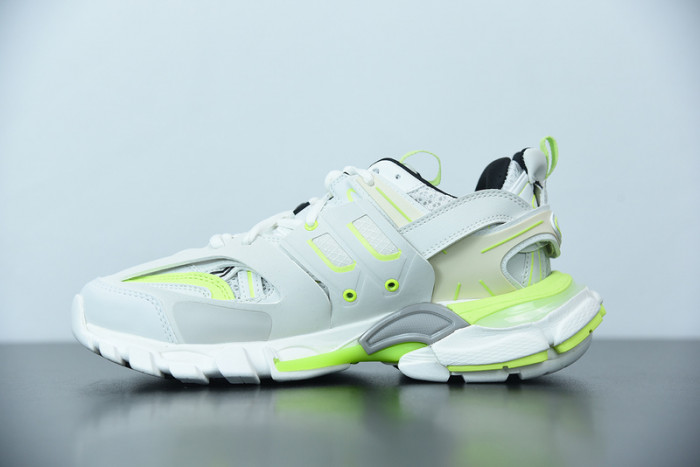 BL TRIPLE S TRAINERS