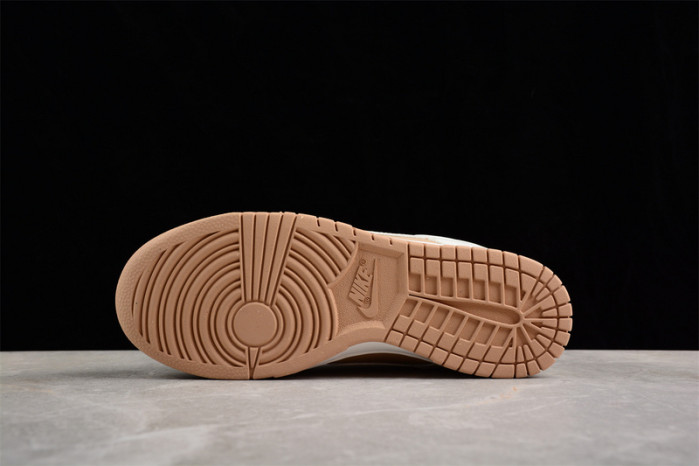 Nike Dunk Low Next Nature 