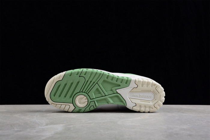 new Ba1an*e 550 white green bb550fs1