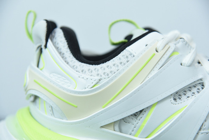 BL TRIPLE S TRAINERS