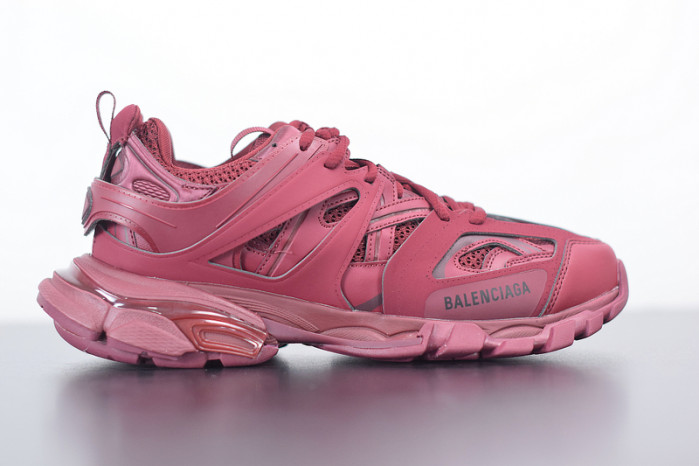 BC TRAINERS TRACK 2.0 542023 W2LA1 5504