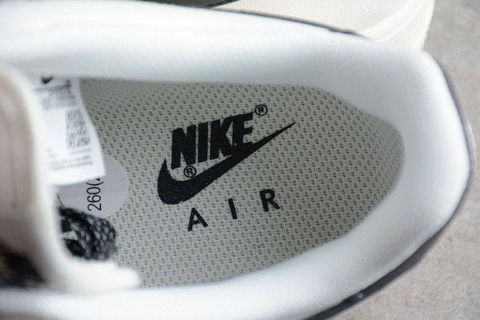 NIKE Air Force 1 315122-104