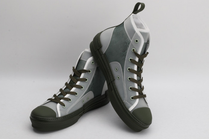 DR B23 OBLIQUE HIGH TOP SNEAKER