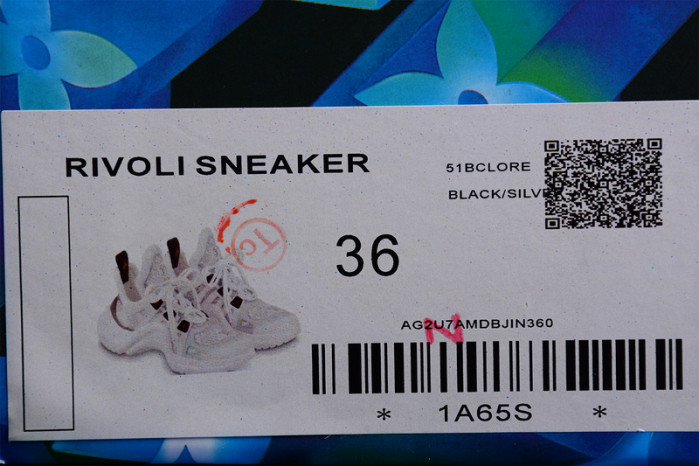 LVT SNEAKERS LVA-006