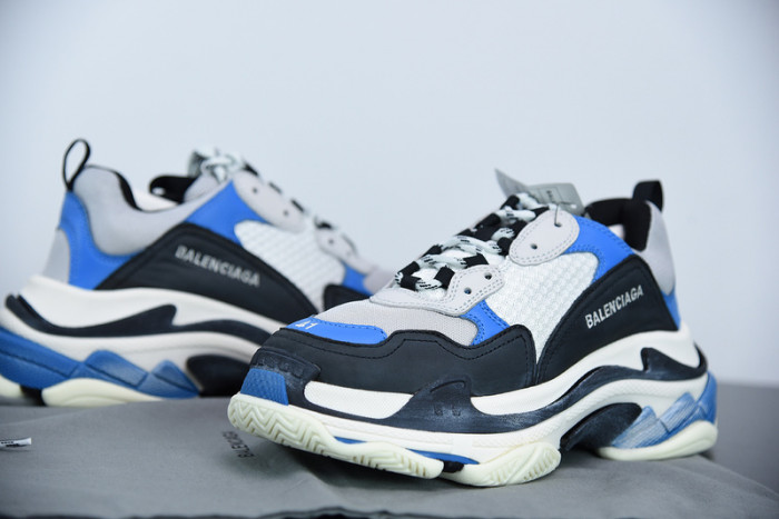 BL TRIPLE S TRAINERS