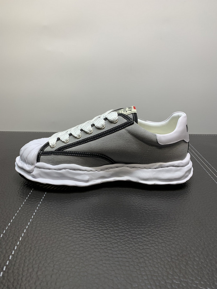 Ma*s*n mihara yasuhiro sneaker mmy-19