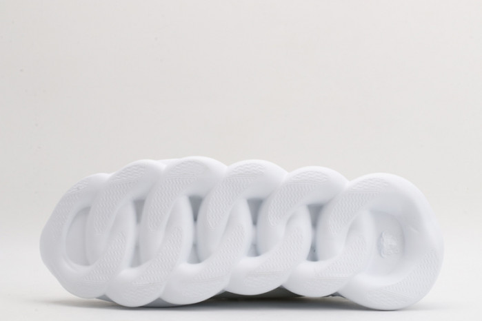 VERSA CHAIN REACTION SNEAKERS