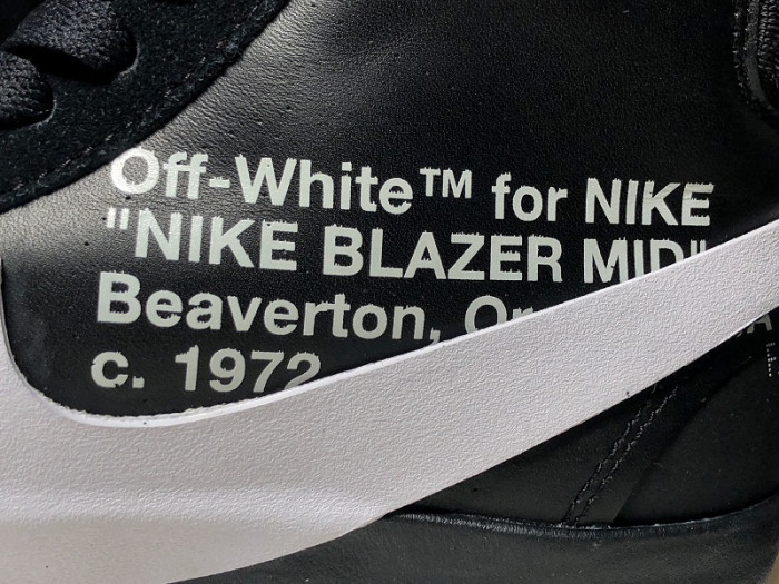 OW Nike Blazer Black AA3832-001