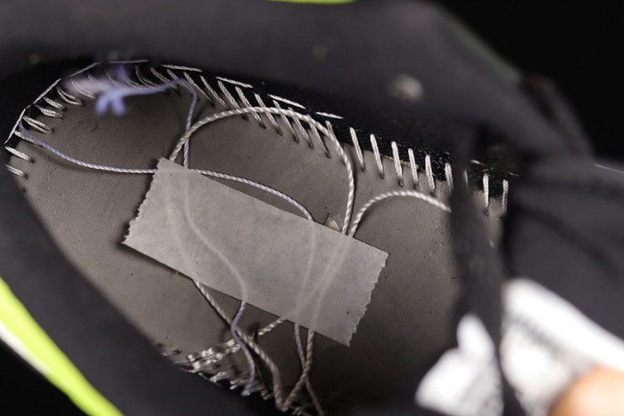 AIR JORDAN 1 LOW "VIVID GREEN SNAKESKIN