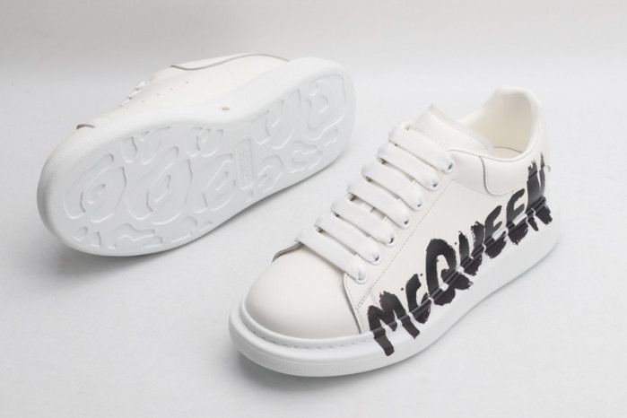 a1exa*der Mcqv*en sole sneakers