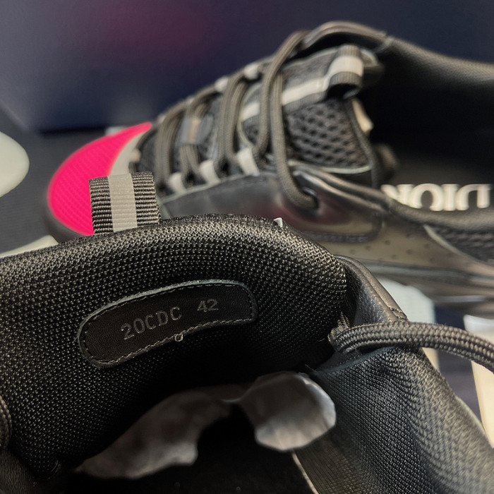 DR B22 TRAINER SNEAKER