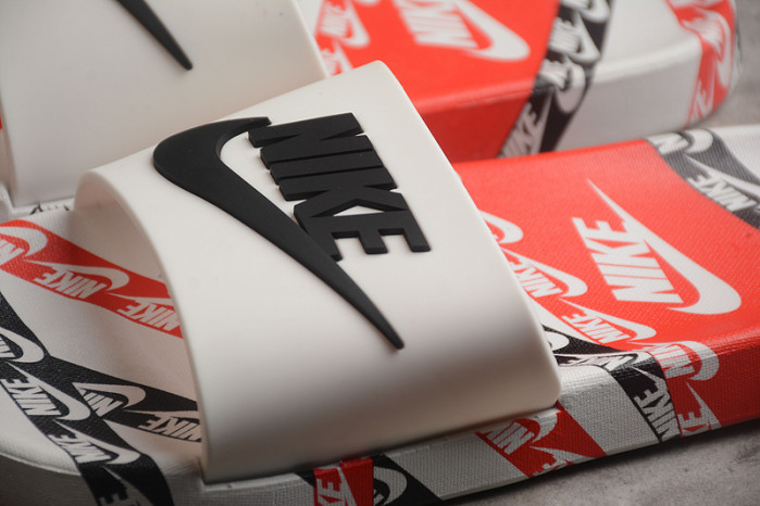 NIKE VICTORI ONE SLIDE NK-3