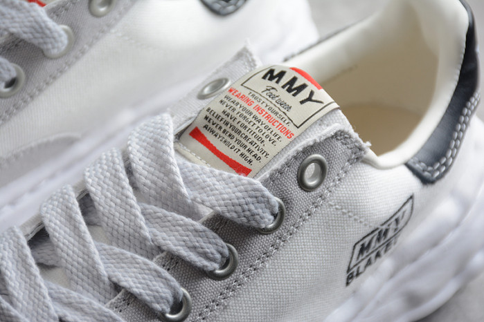 Ma*s*n mihara yasuhiro sneaker ao8fw731