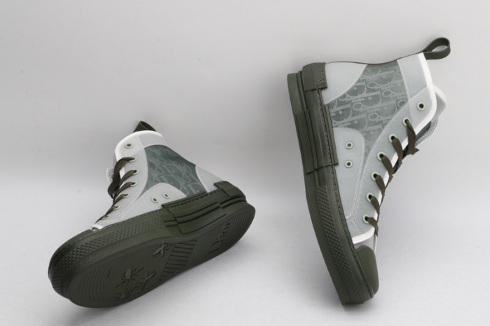 DR B23 OBLIQUE HIGH TOP SNEAKER