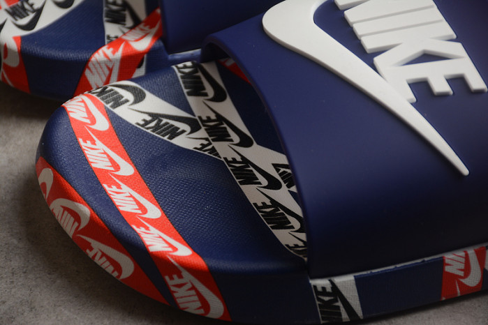 NIKE VICTORI ONE SLIDE NK-2