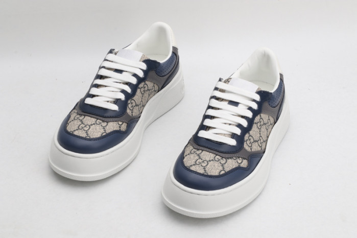 GC LOW-TOP SNEAKER