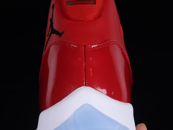Air Jordan 11 Retro“Gym Red” mens 378037-623