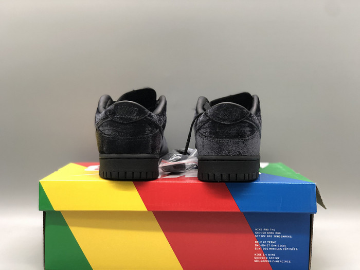 Dover Street Market x Nike Dunk Low Triple Black DH2686-002