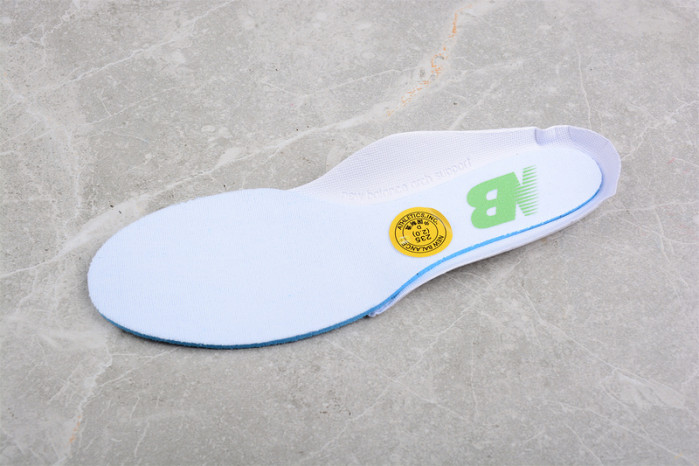 new Ba1an*e 550 white green bb550fs1