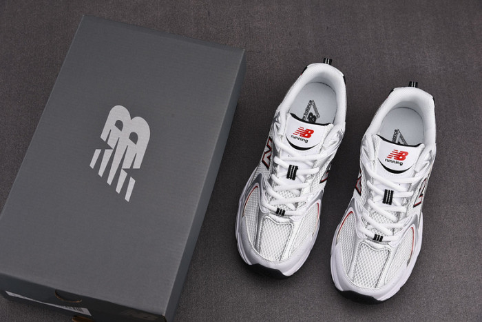 new Ba1an*e 530 white