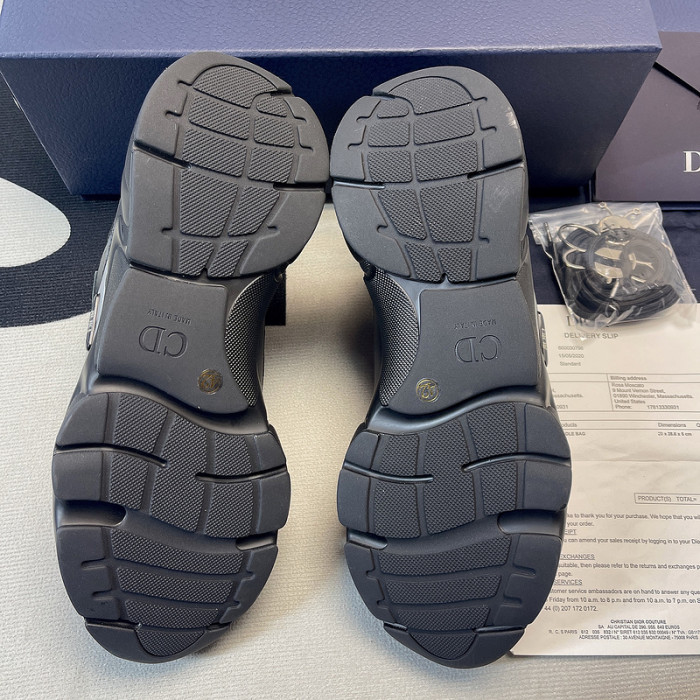 DR B22 TRAINER SNEAKER