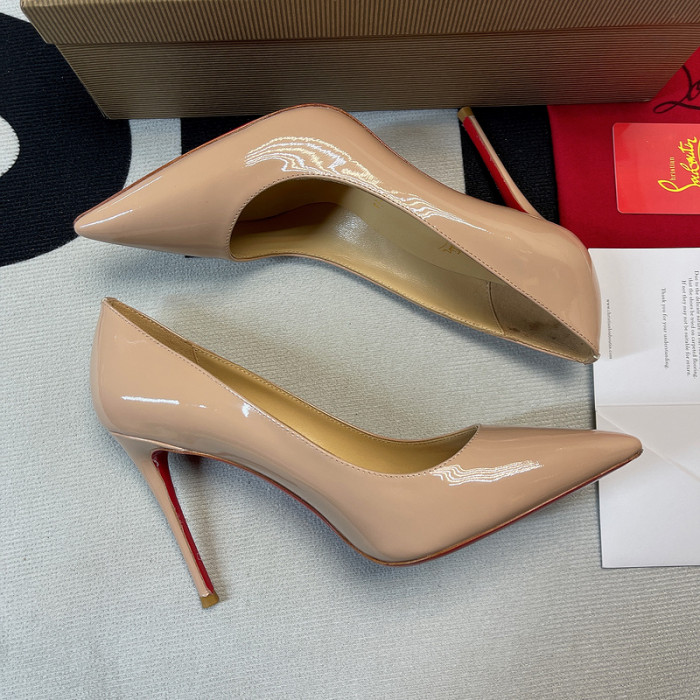 Ch**an louboutin heel