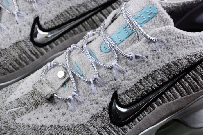 Nike AIR MAX SCORPION FLYKNIT 