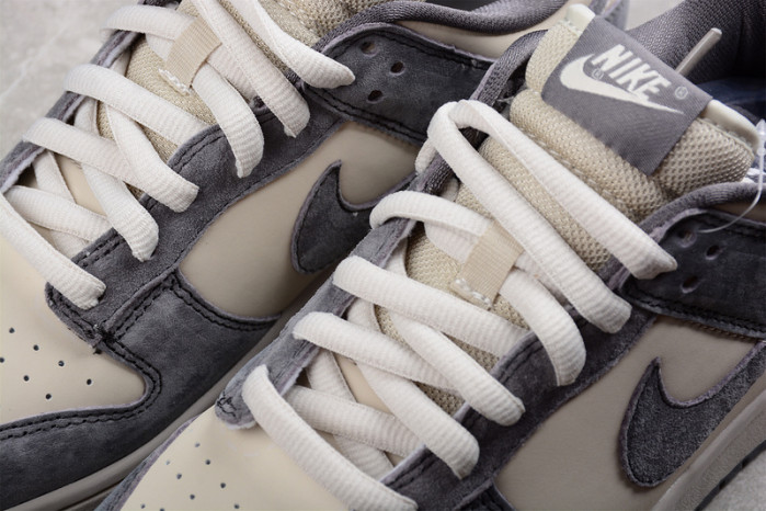 Nike SB Dunk Low 854866-002