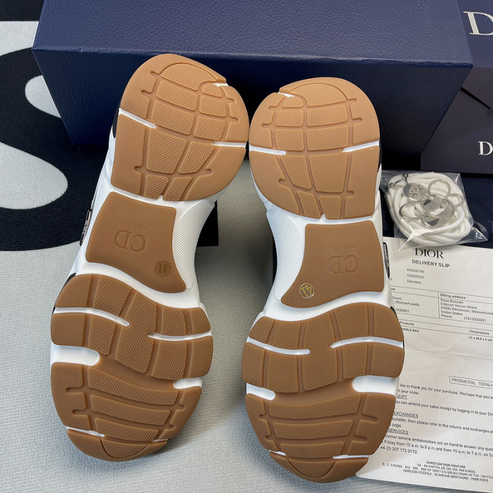 DR B22 TRAINER SNEAKER