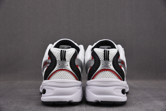 new Ba1an*e 530 white