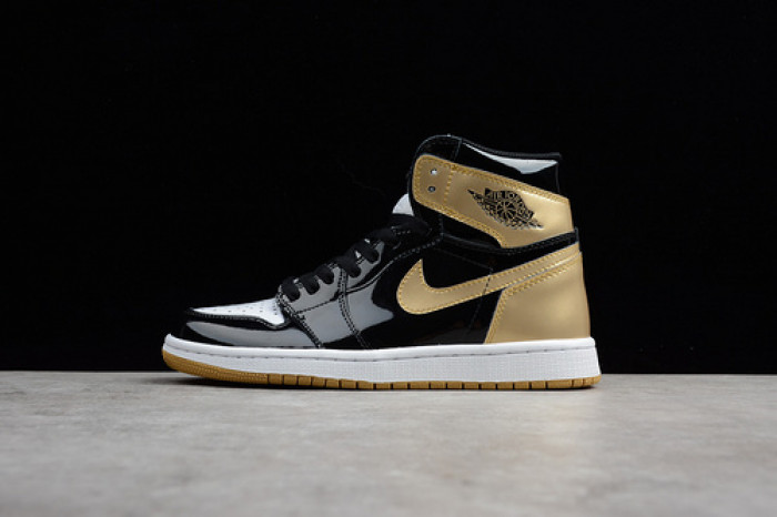 Air Jordan 1 Retro High OG NRG ComplexCon “Top 3 Gold” 861428-001