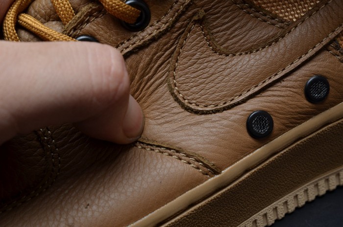 nike wmns sf force 1 “G01den beige” 857872-200