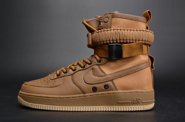 nike wmns sf force 1 “G01den beige” 857872-200