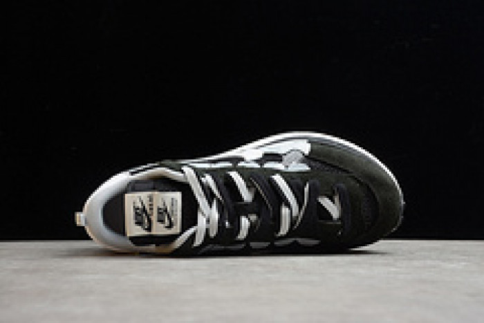 Nike Vaporwaffle sacai Black White - CV1363-001