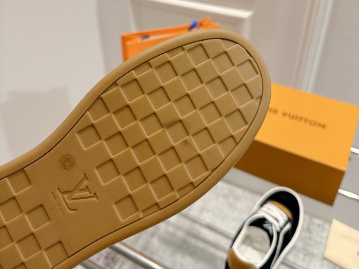 LVT SNEAKERS LVT26-008