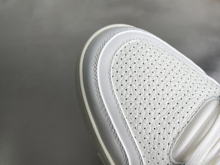 l0vis Vvtt0n lv trainer lvt-229