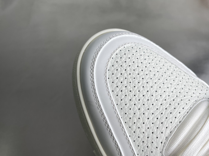 l0vis Vvtt0n lv trainer lvt-225